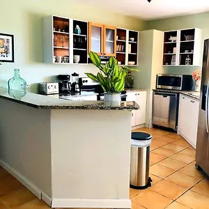 Mariposa House Humacao